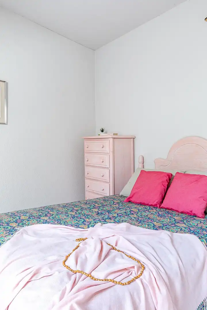 Habitación de Casa o chalet en venta en San Lorenzo de El Escorial con Calefacción, Alarma y Piscina comunitaria