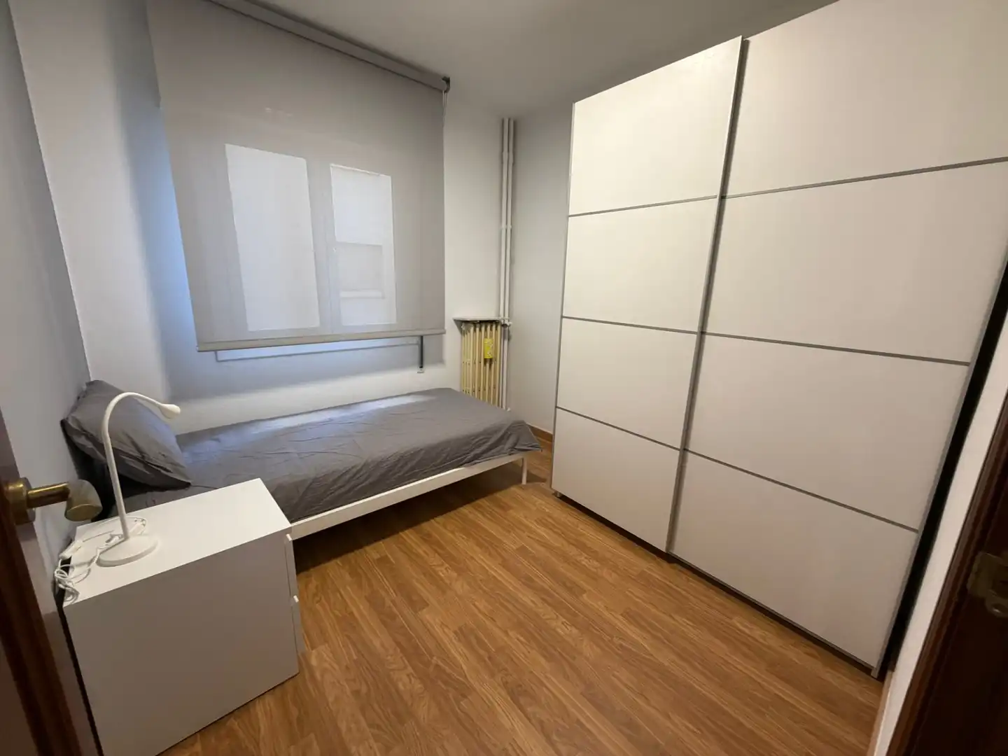 Bedroom of Flat for rent in Lleida  with Air Conditioner, Heating and Parquet flooring