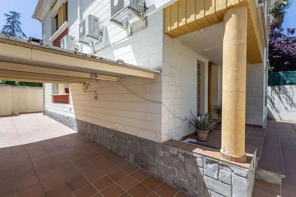 Villa in vendita a Genil, imagen 2