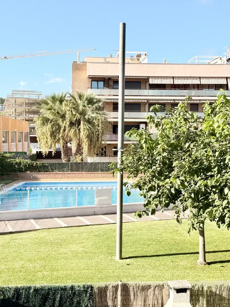 Piscina de Piso en venta en Cunit con Aire acondicionado, Calefacción y Terraza