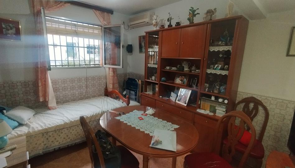 Photo 1 of Single-family semi-detached for sale in Juan XXIII - Rochelambert, Sevilla