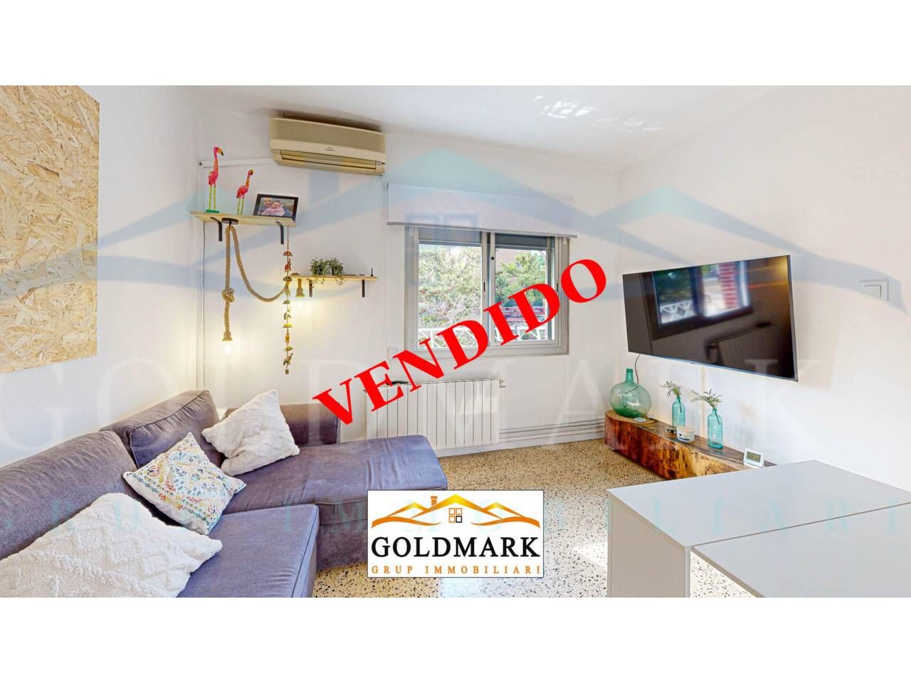 Exterior view of Flat for sale in Pallejà  with Air Conditioner and Heating