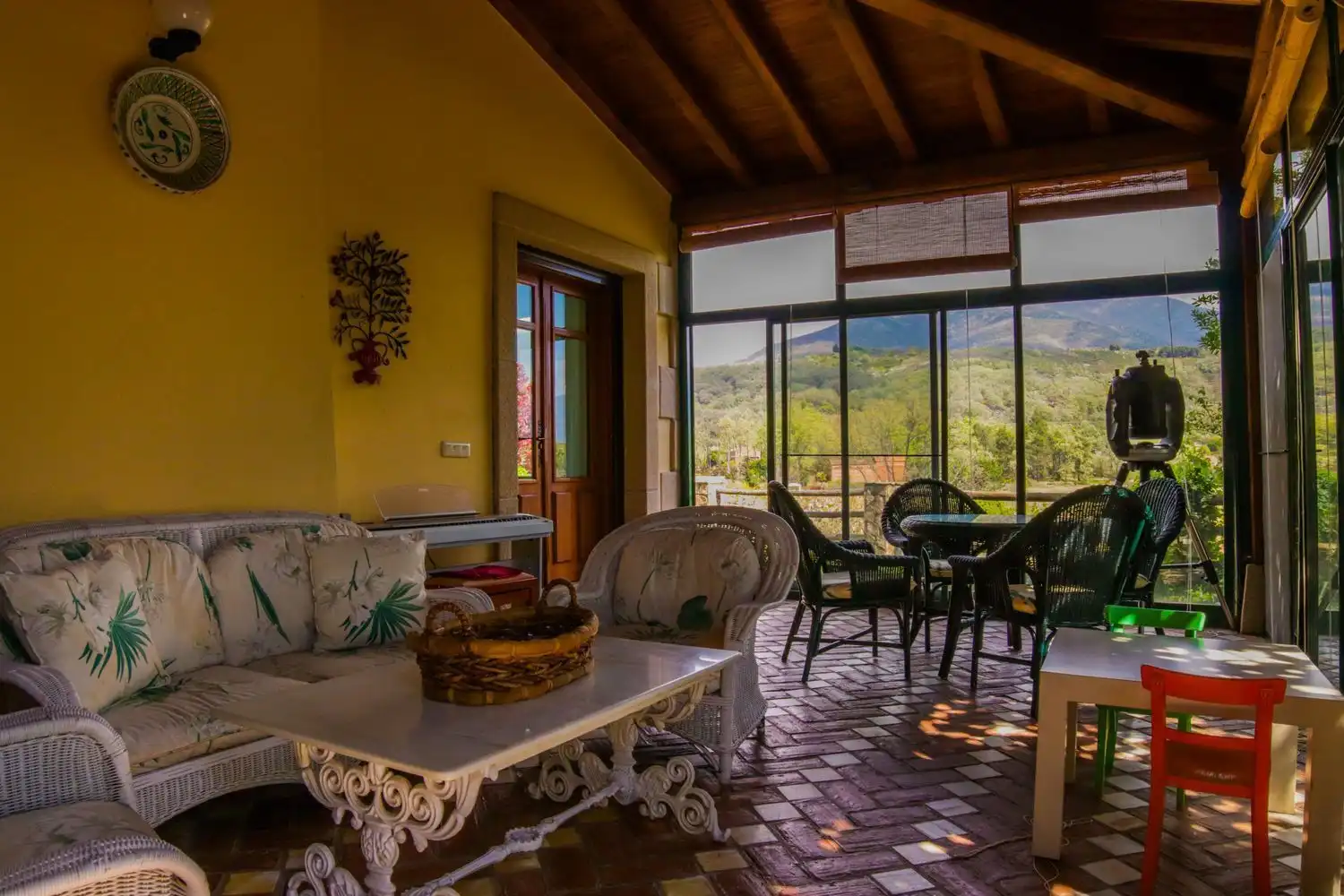 Terrassa de Finca rústica en venda en Jarandilla de la Vera amb Aire condicionat, Calefacció i Jardí privat