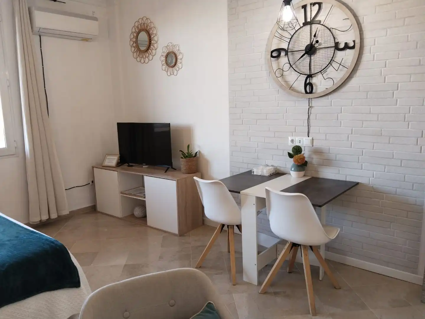 Wohnzimmer von Wohnung zur Miete in  Granada Capital mit Klimaanlage