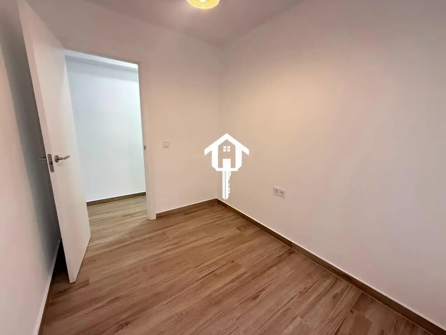 Piso en venta en Elda con Balcón