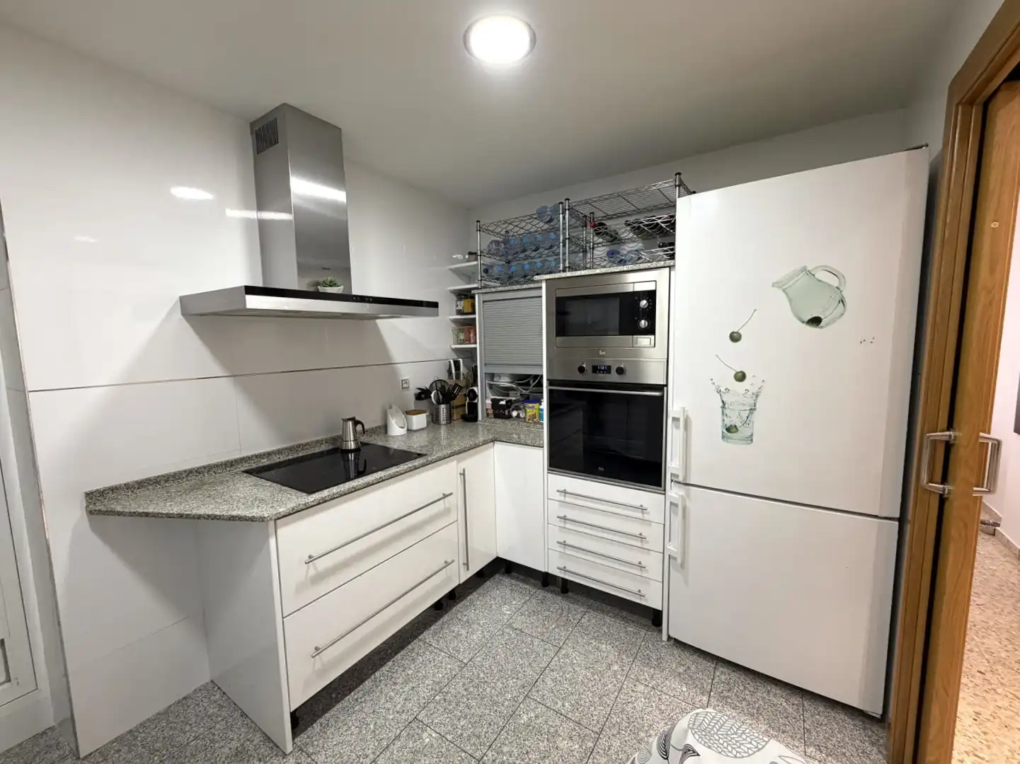 Küche von Wohnung zum Verkauf in Rafelbuñol / Rafelbunyol mit Klimaanlage, Terrasse und Balkon