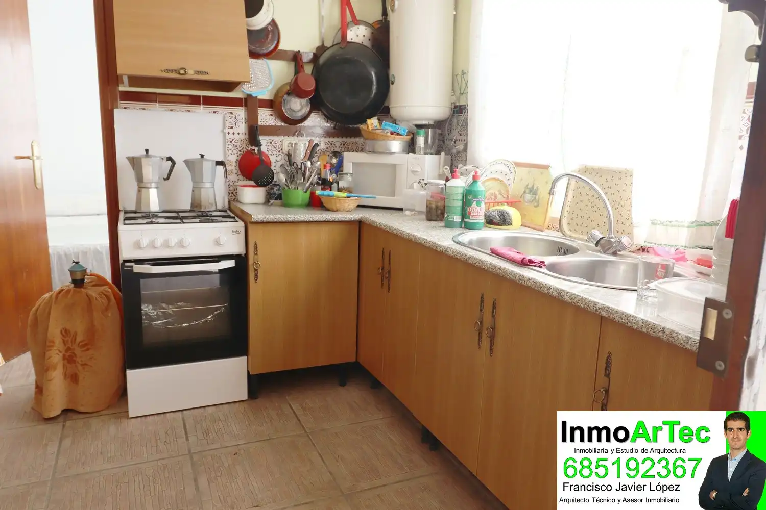 Cocina de Finca rústica en venta en Íllora con Jardín privado y Terraza