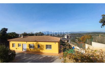 Exterior view of House or chalet for sale in Maçanet de la Selva