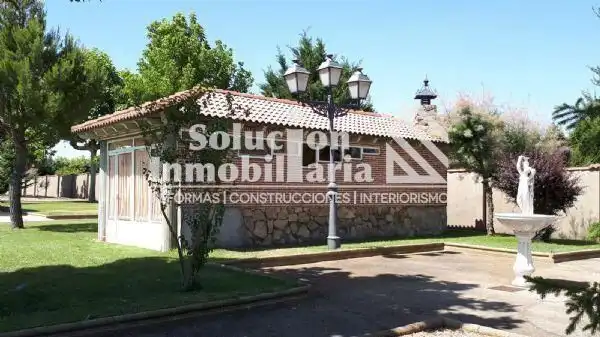 Vista exterior de Casa o chalet en venta en Salamanca con Calefacción y Piscina