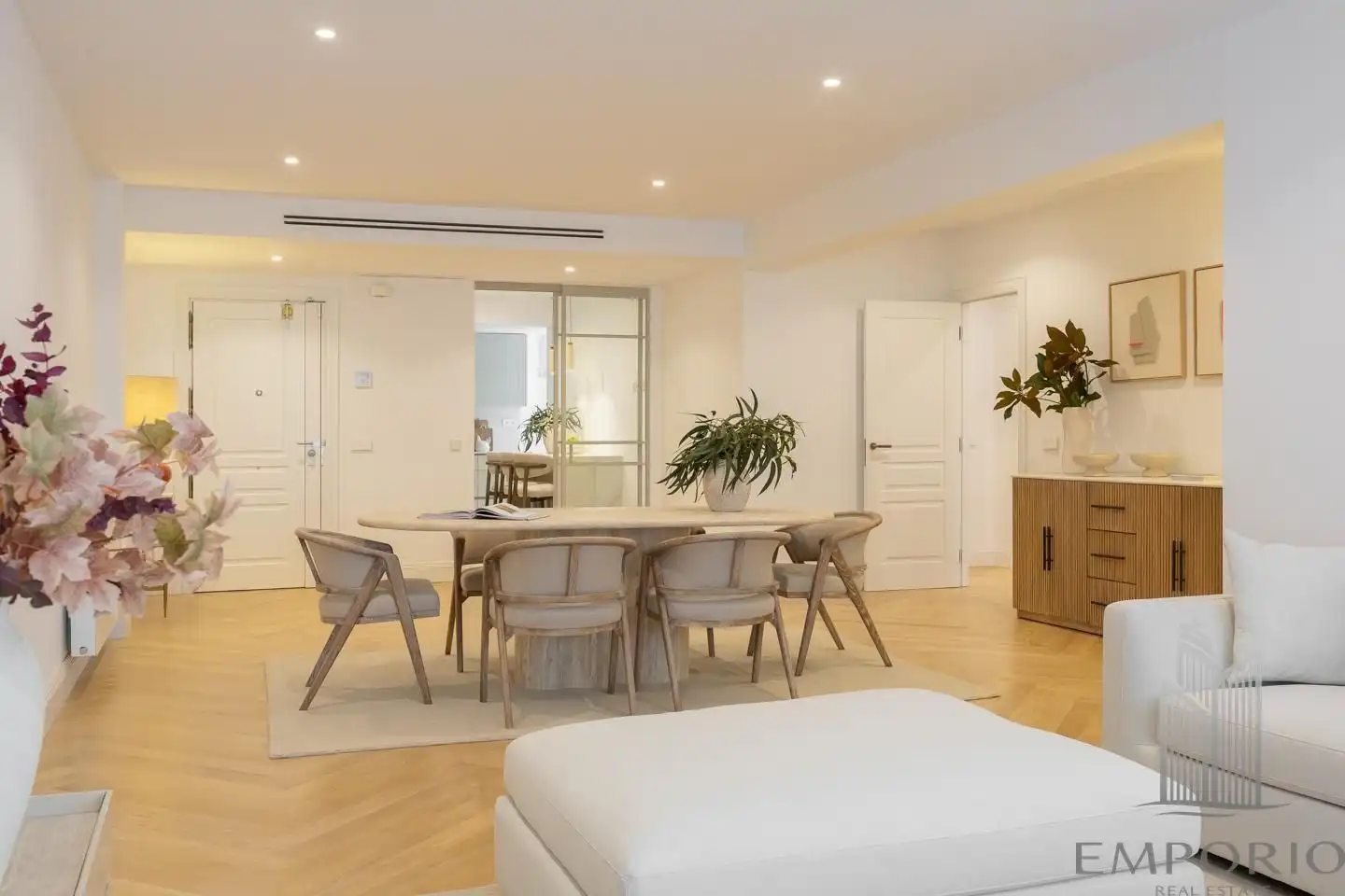 Piso con ascensor en venta en De Ayala, imagen 7