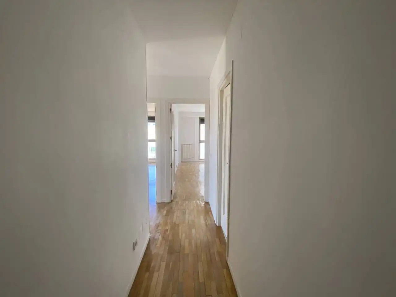Piso de alquiler en Madrid con Calefacción, Parquet y Alarma
