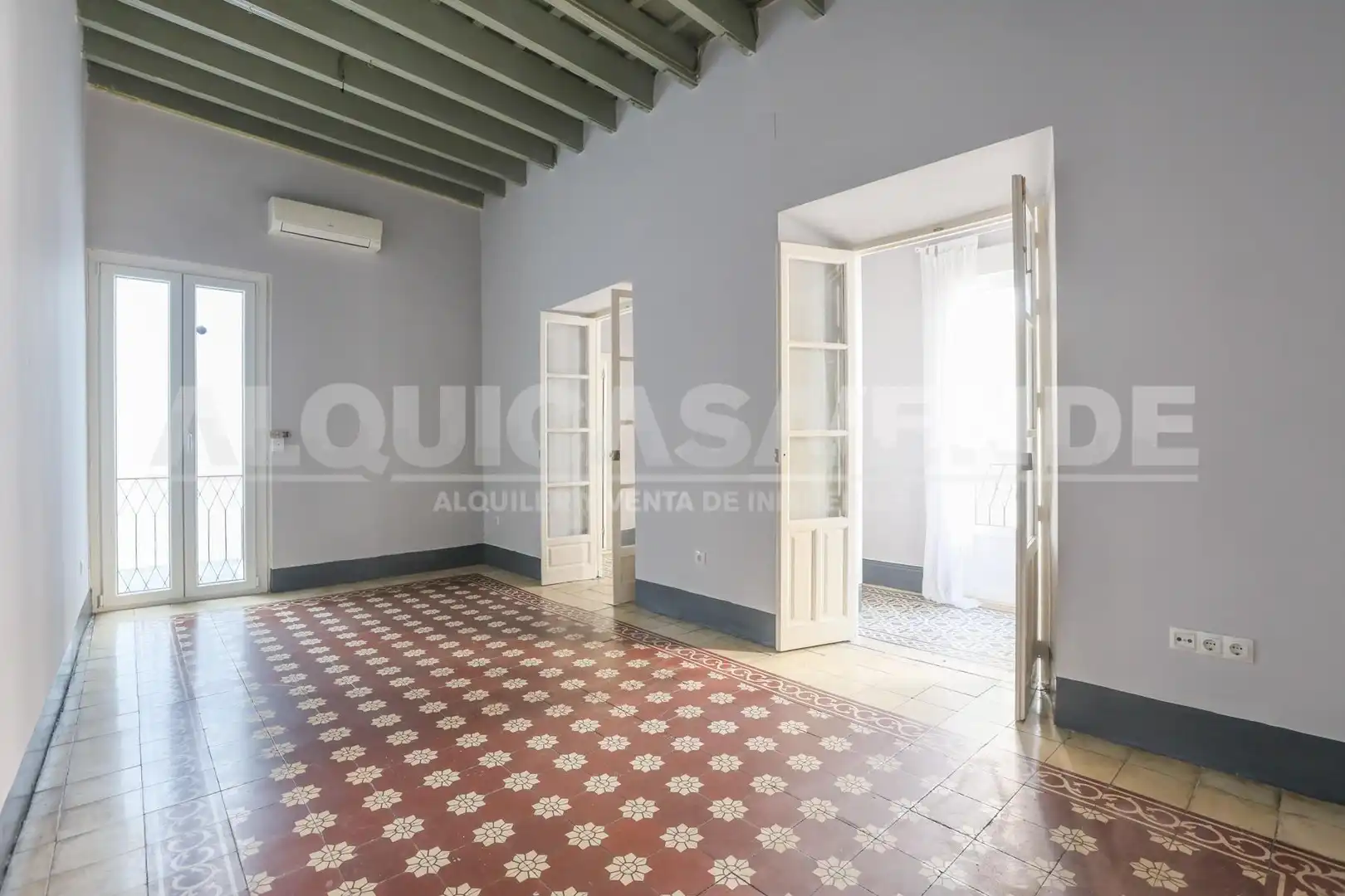 Living room of Apartments for rent in Sevilla  with Air Conditioner and Terrace