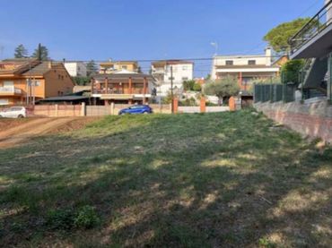 Terreny residencial en venda a Carrer de les tres feixes Número 51