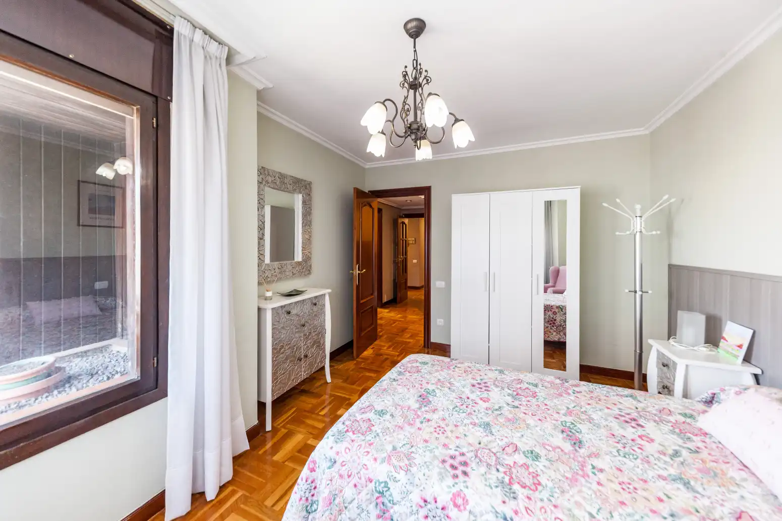 Bedroom of Flat for sale in Gijón   with Heating, Parquet flooring and Terrace