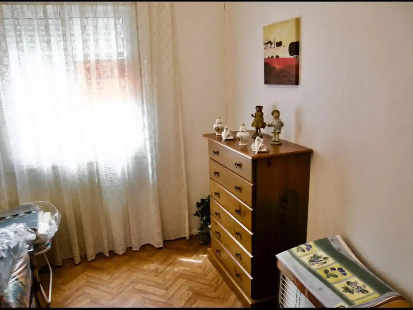 Dormitori de Pis en venda en Quiroga amb Jardí privat, Parquet i Piscina