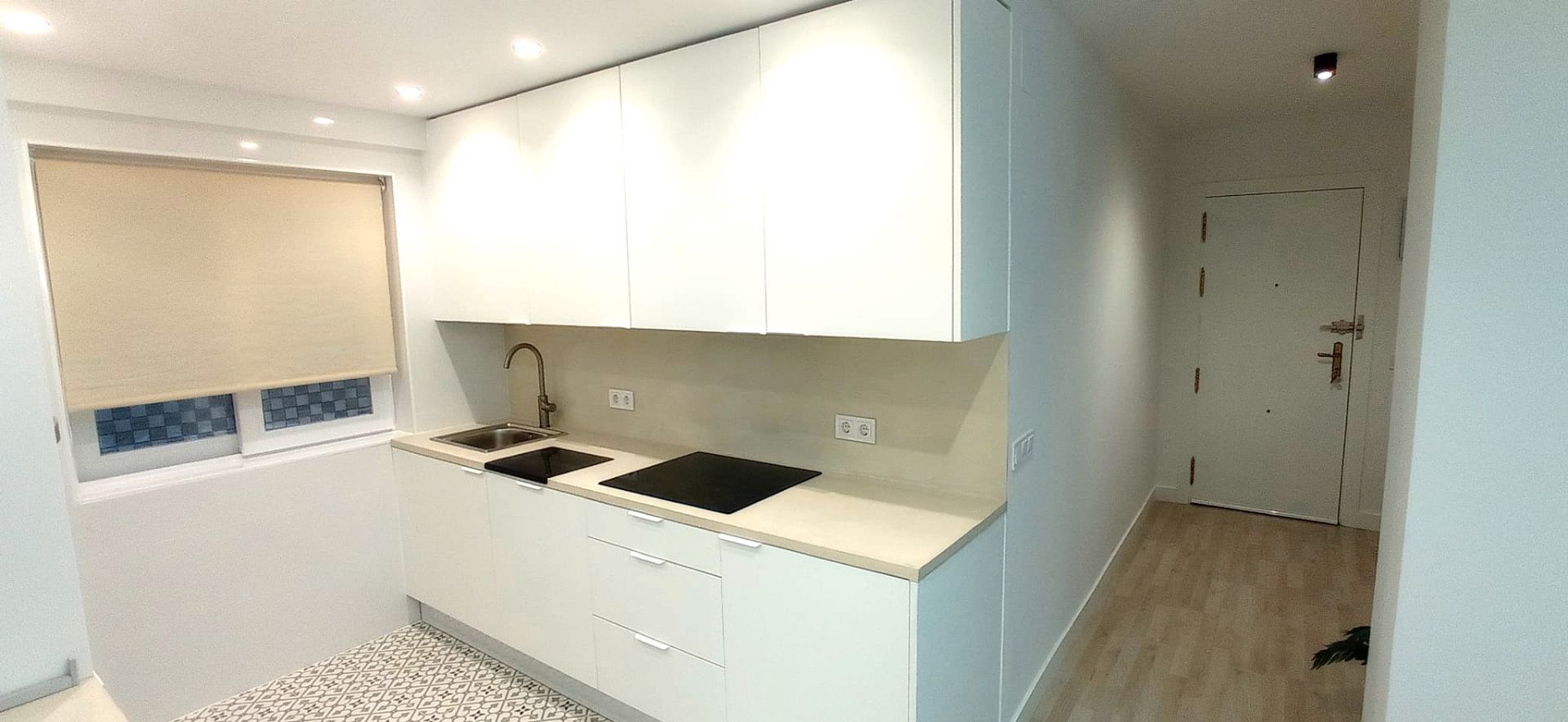 Kitchen of Flat to share in Alcalá de Henares  with Air Conditioner, Heating and Furnished