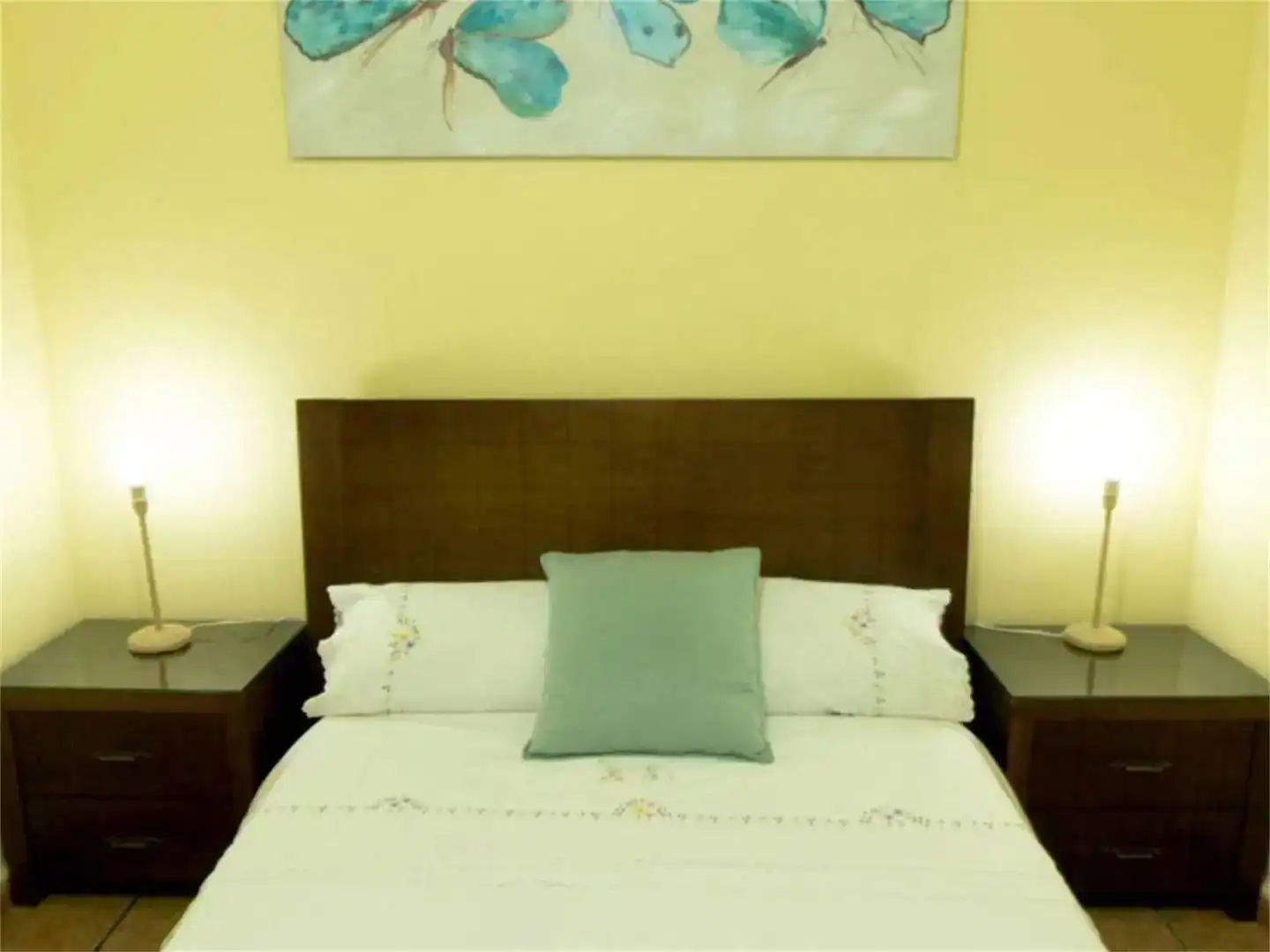 Schlafzimmer von Country house zur Miete in Benamocarra mit Klimaanlage und Schwimmbad