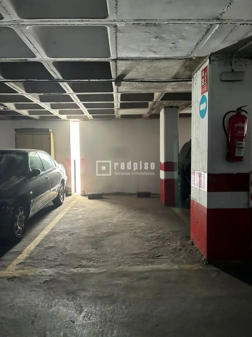 Parkplatz von Garage zur Miete in Málaga