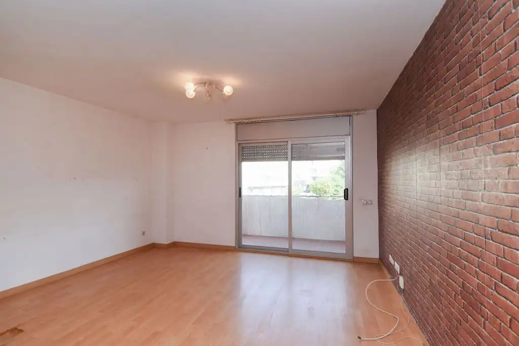 Apartament amb piscina en venda a C/ María Riba