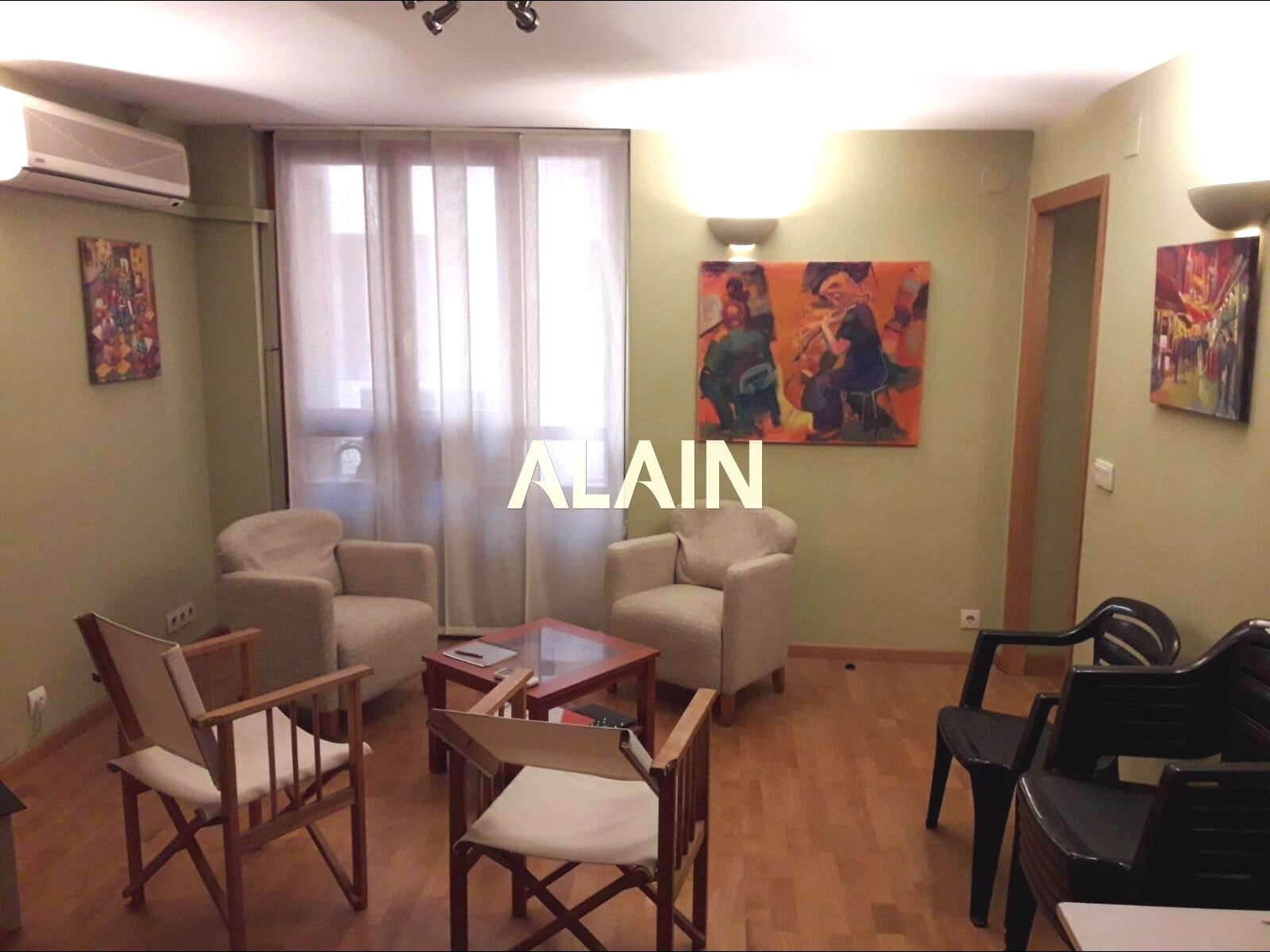 Living room of Flat for sale in  Valencia Capital  with Air Conditioner, Heating and Alarm