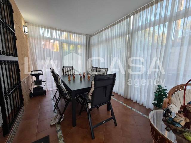 Casa-chalet en Venta en Cerros de Montequinto