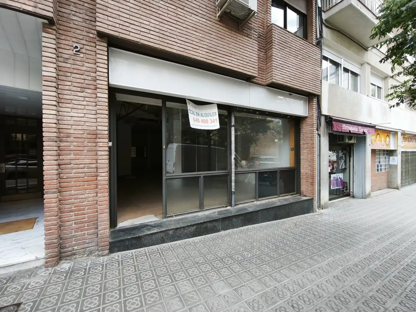 Local de lloguer a La Maternitat i Sant Ramon