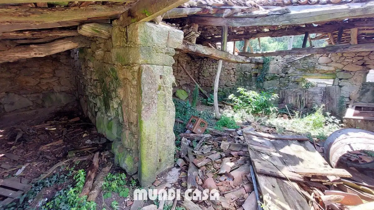 Garden of Houses for sale in Boiro