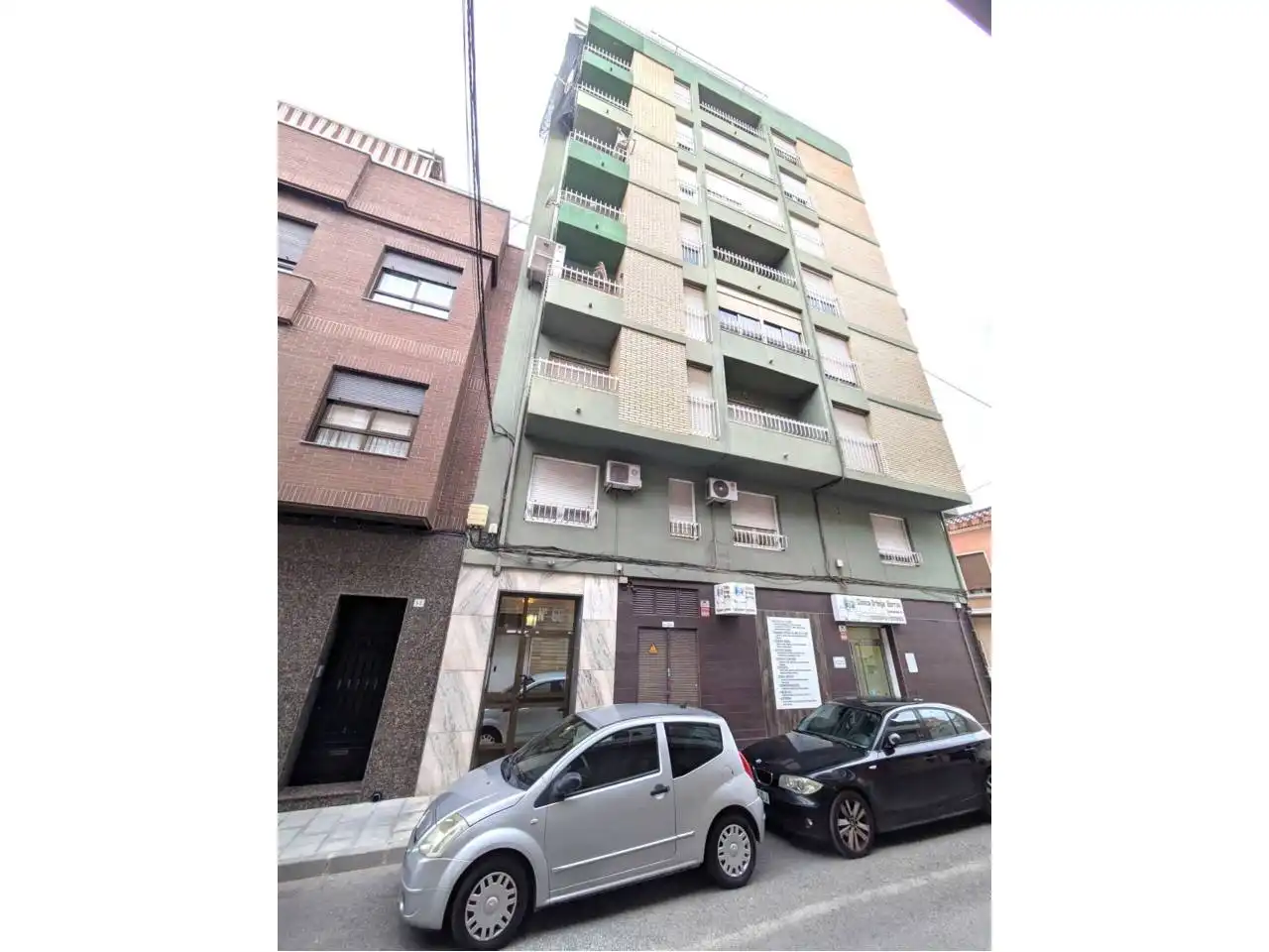 Vista exterior de Piso en venta en Plaza Castelar - Mercado Central
