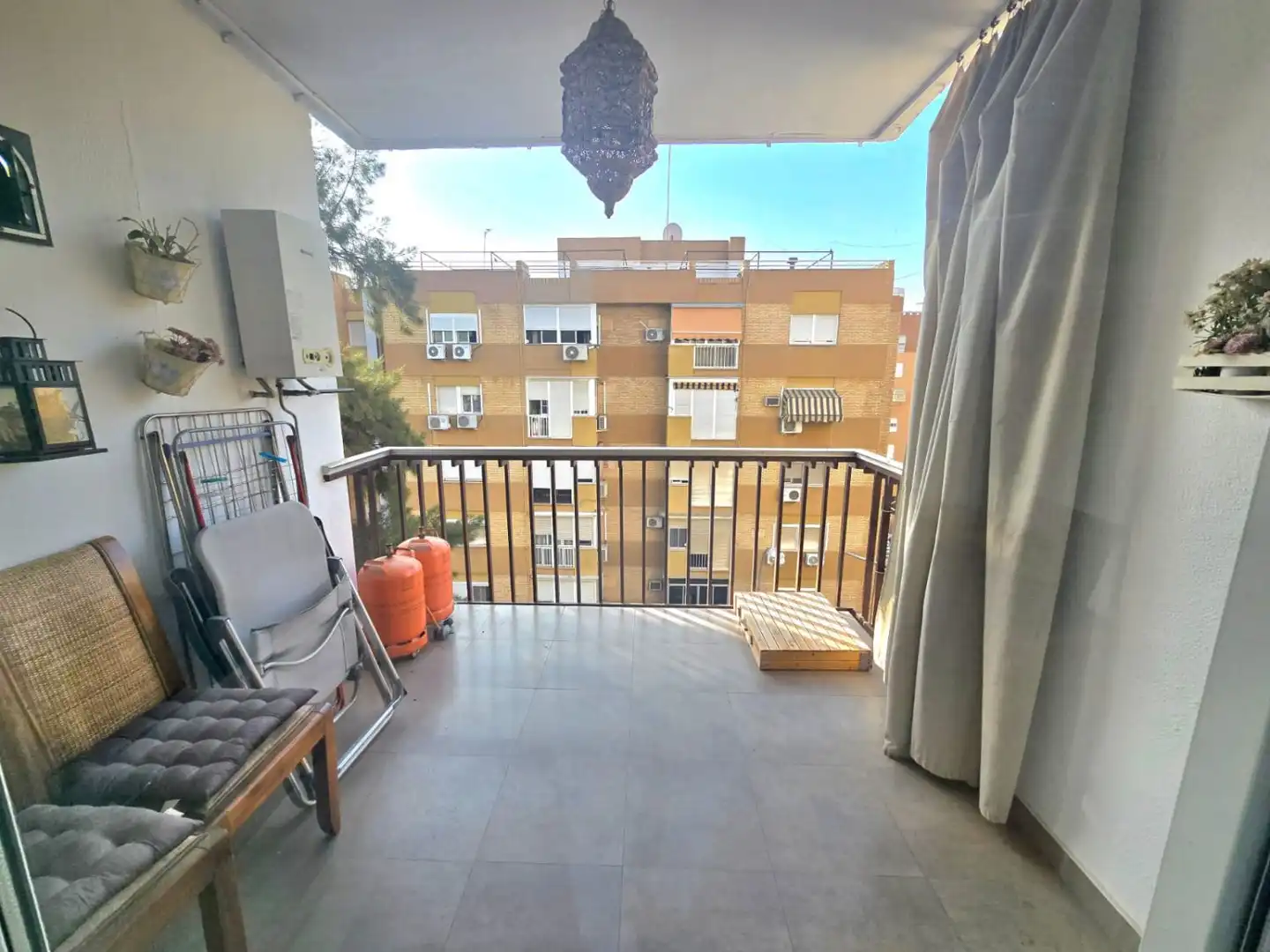 Terrasse von Wohnung zur Miete in Sevilla mit Klimaanlage, Heizung und Terrasse