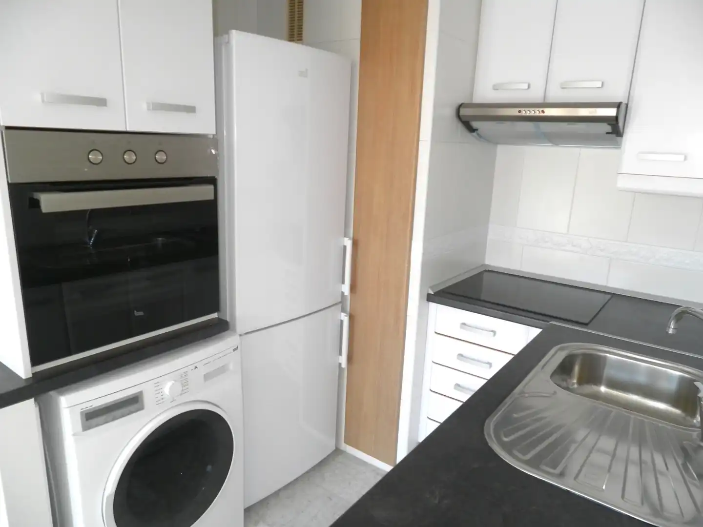 Cocina de Piso de alquiler en Madrid con Aire acondicionado, Calefacción y Horno