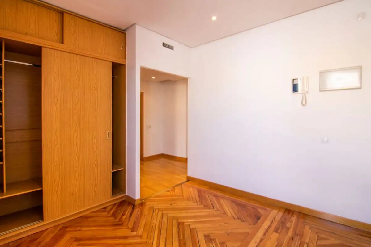 Habitación de Piso de alquiler en Madrid con Aire acondicionado, Calefacción y Parquet
