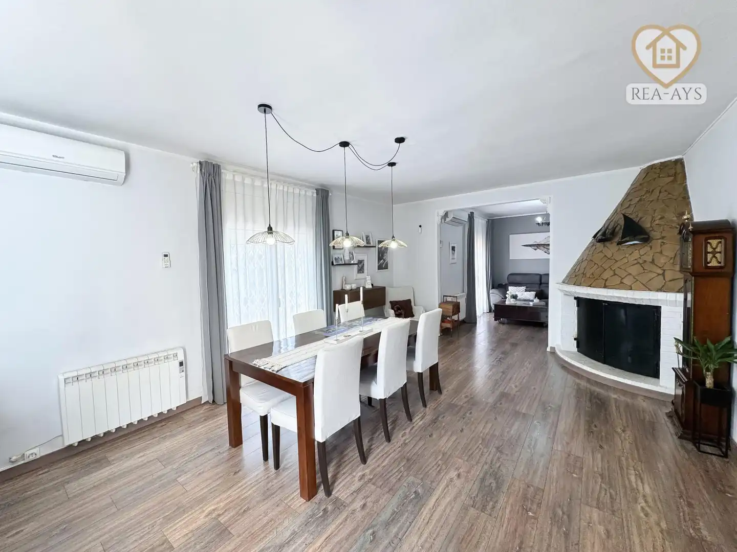 Menjador de Casa o xalet en venda en Olesa de Bonesvalls amb Calefacció, Jardí privat i Parquet