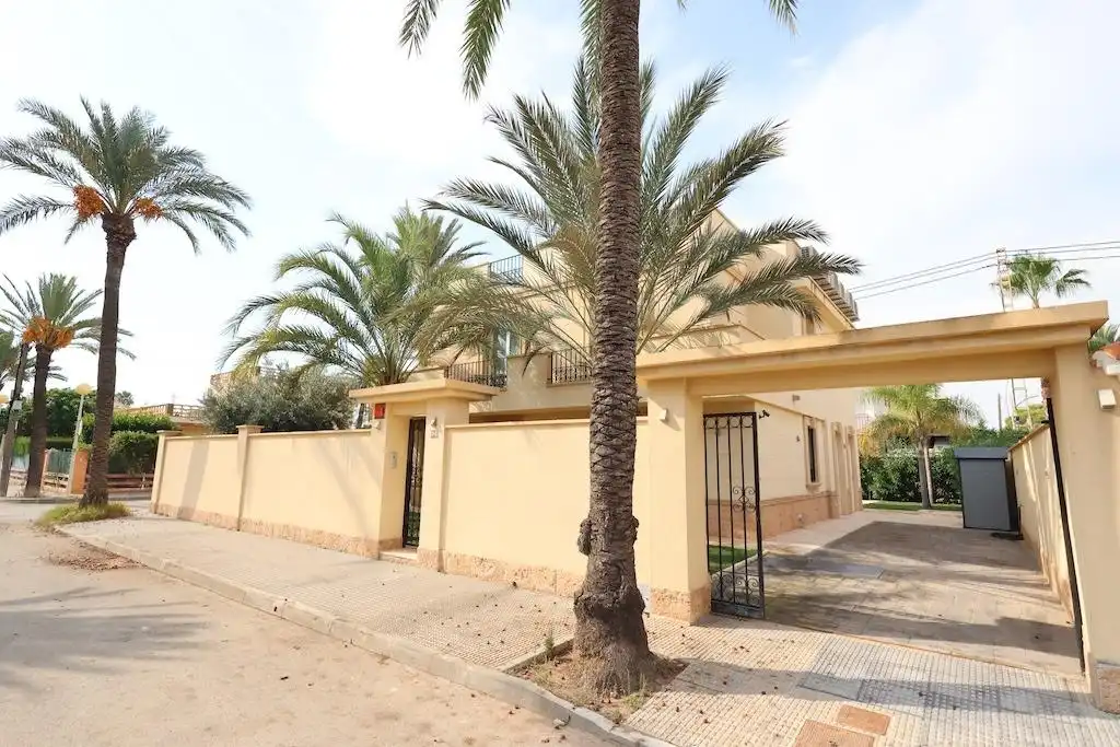 Casa o xalet en venda a Cabo Roig