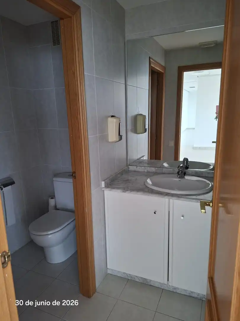 Badezimmer von Büro zur Miete in Massanassa