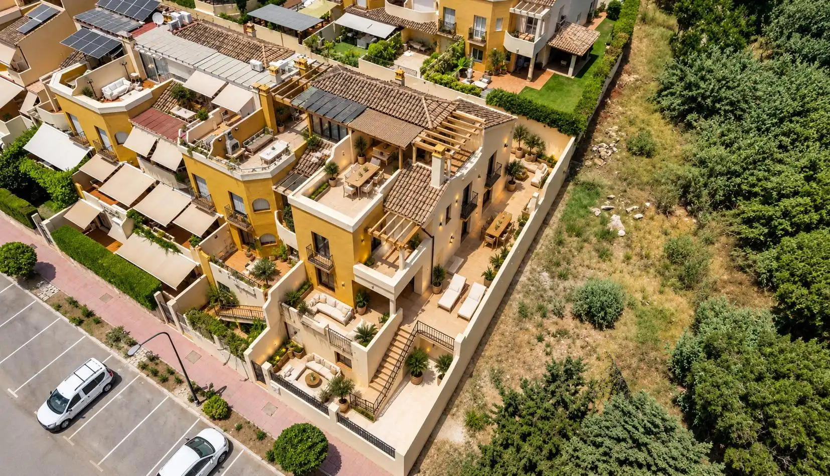 Casa pareada con terraza en venta en Calle Calle Sierra de Istán, imagen 3
