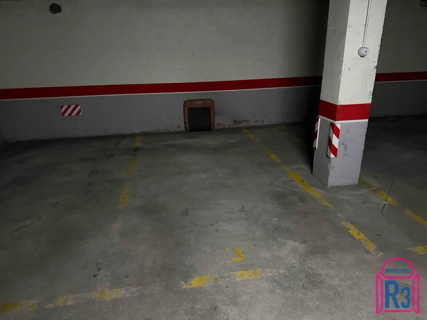 Parking de Apartamento de alquiler en San Andrés del Rabanedo con Calefacción, Terraza y Trastero