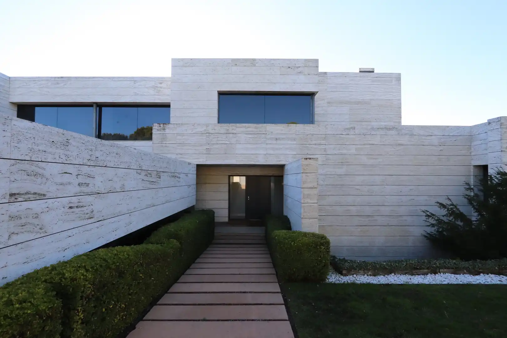 Exterior view of Houses for rent in Pozuelo de Alarcón  with Air Conditioner, Heating and Private garden