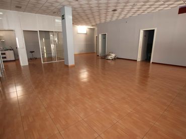 Local comercial en venda a Avenida de Colón