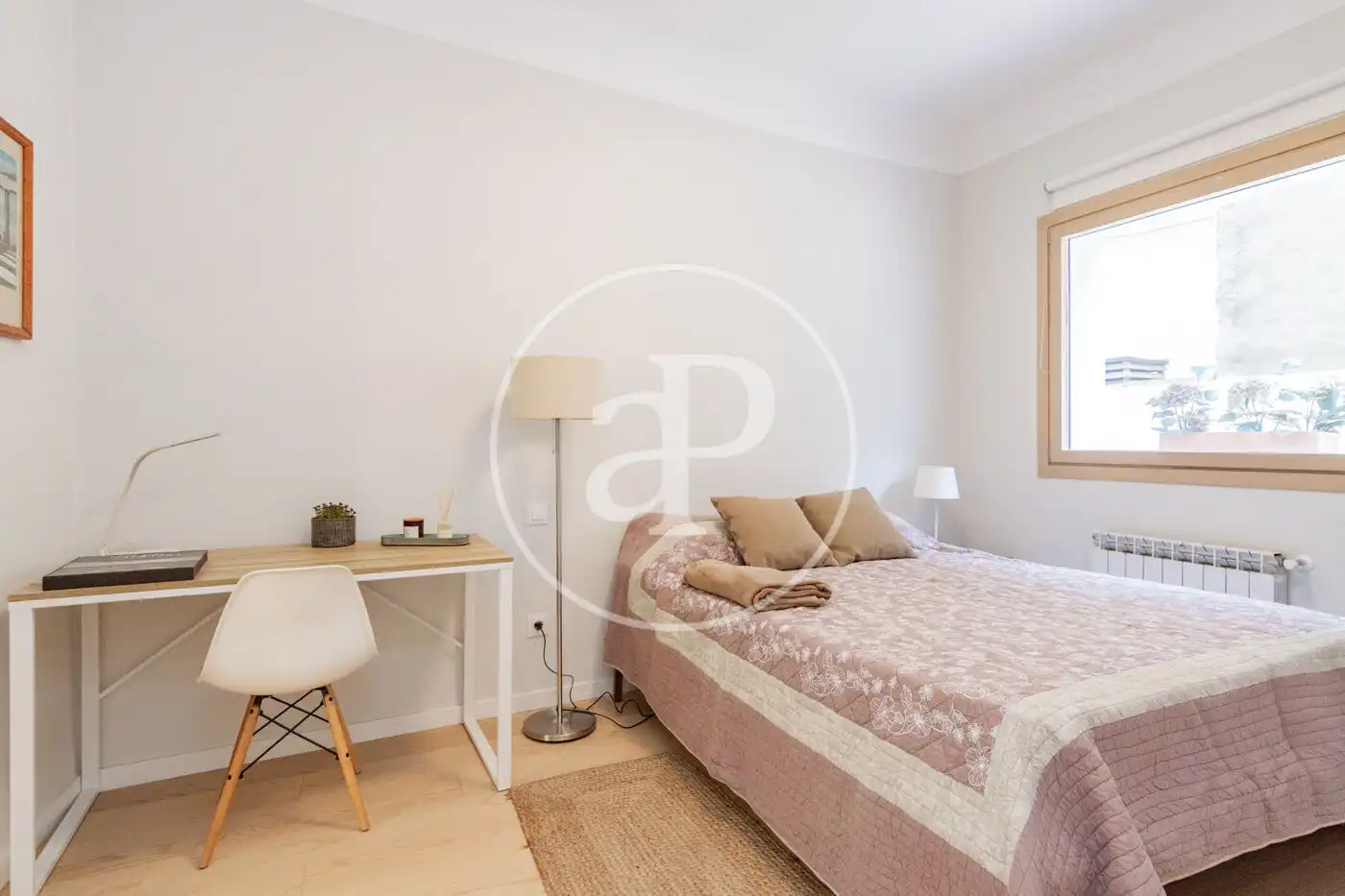 Bedroom of Flat for rent in Madrid  with Air Conditioner, Heating and Furnished