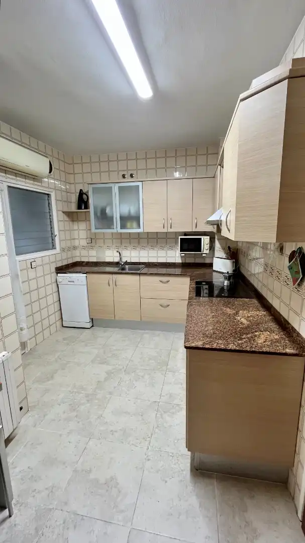 Cuina de Pis en venda en Barcelona amb Aire condicionat, Calefacció i Terrassa