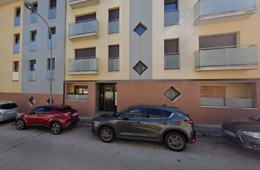 Piso en venta en Avenida Bisaroques