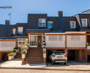 Exterior view of Single-family semi-detached for sale in Hoyo de Manzanares