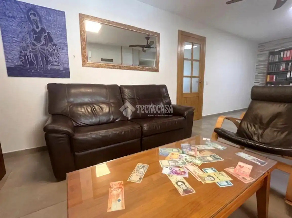 Sala de estar de Piso en venta en San Fernando de Henares