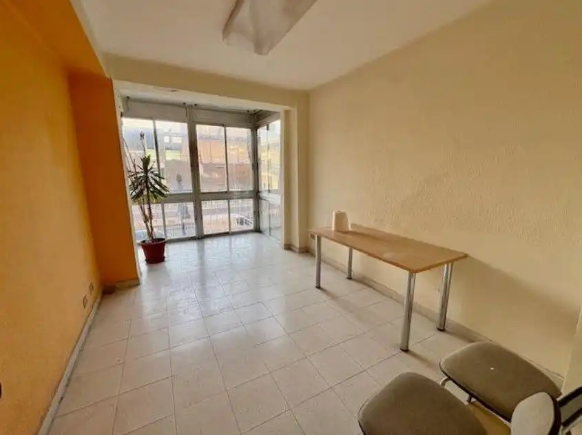 Piso en venta en Castellón de la Plana / Castelló de la Plana con Terraza