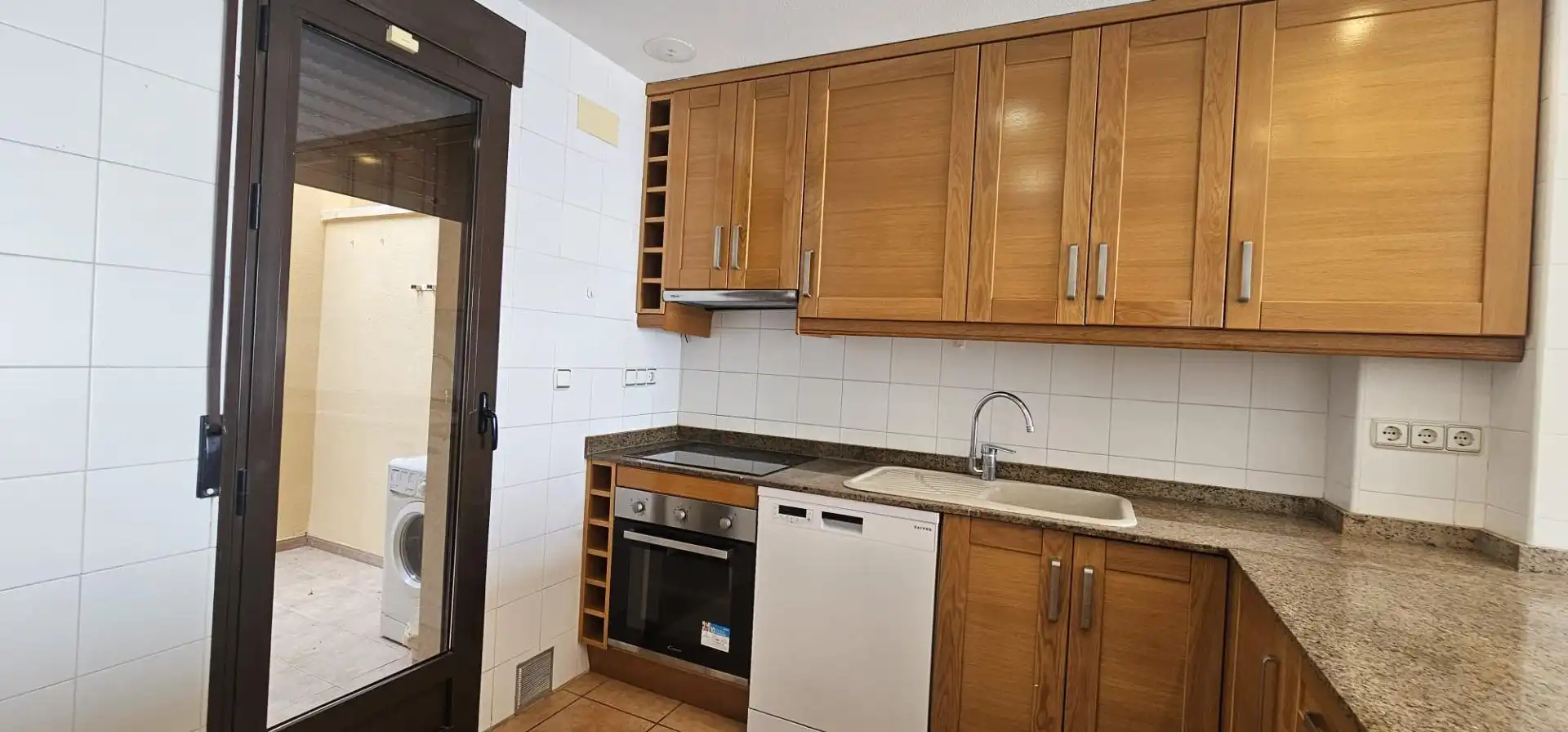Bungalow con piscina en venta en Los Arenales del Sol, imagen 11