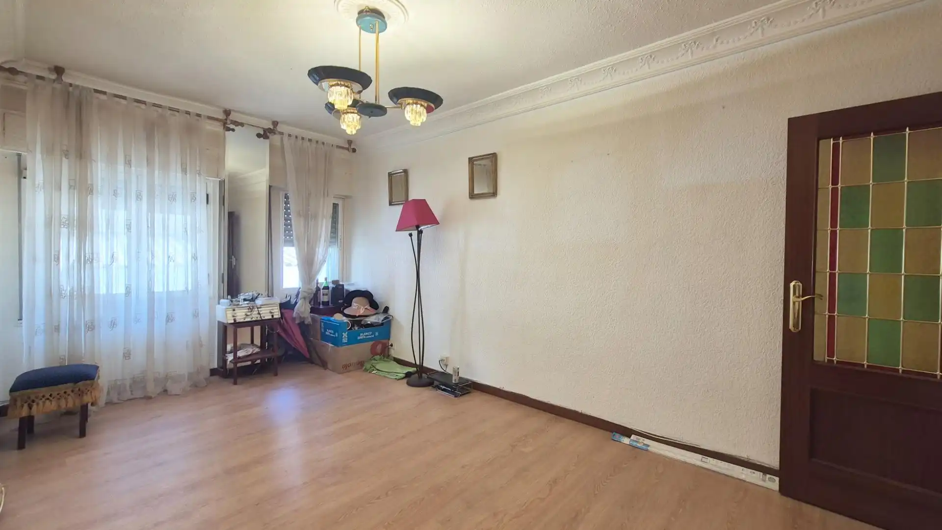 Sala d'estar de Pis en venda en Salamanca amb Calefacció i Balcó