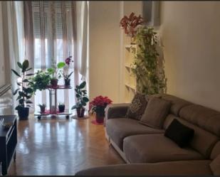 Living room of Flat for sale in Fuenlabrada  with Air Conditioner and Balcony