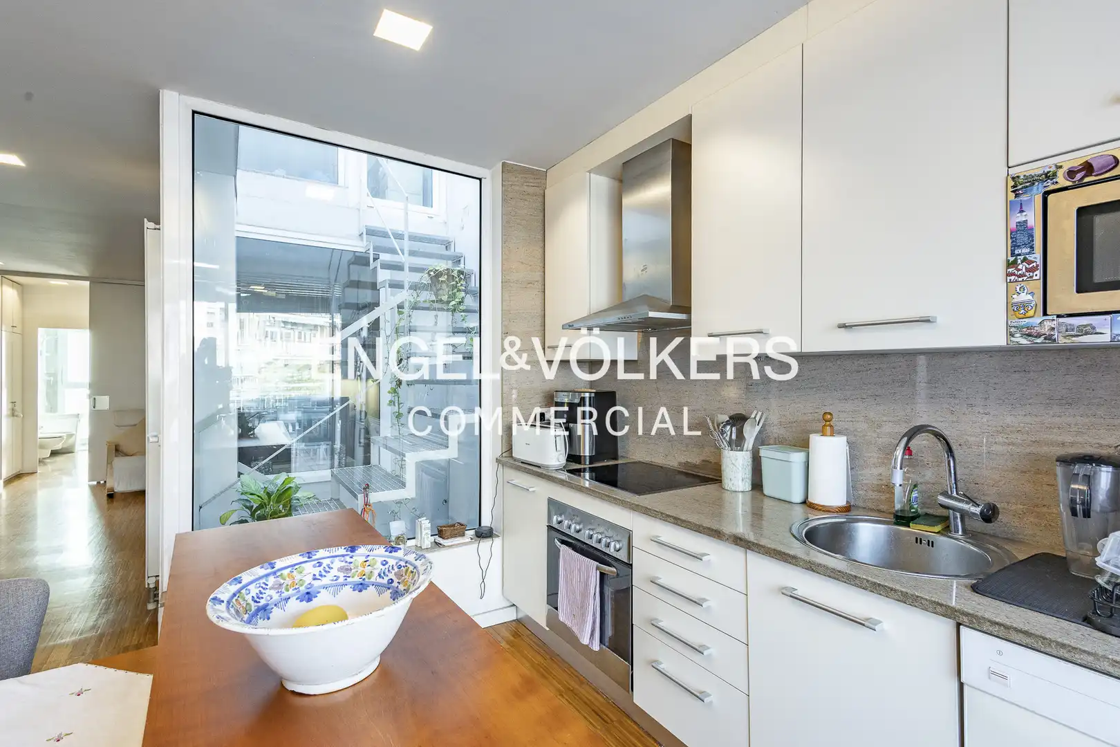 Kitchen of Buildings for sale in Sant Joan Despí