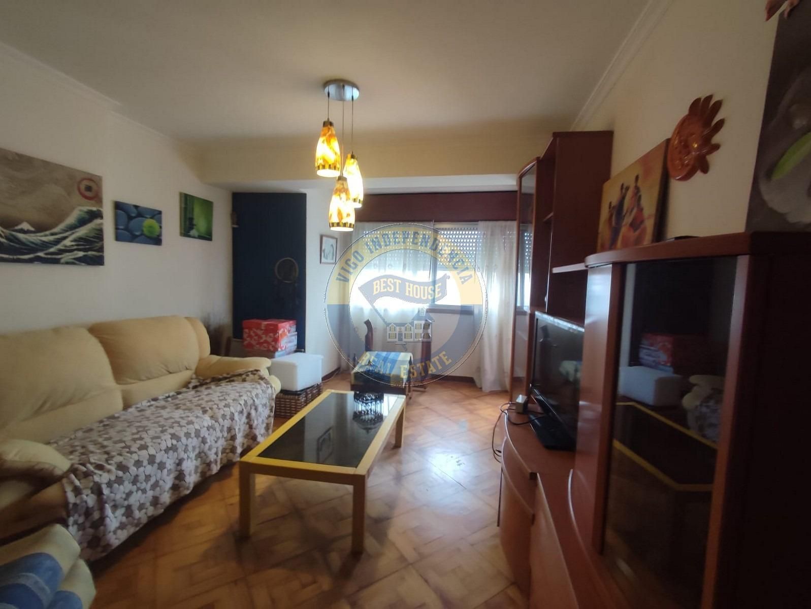 Living room of Flat for sale in Vigo   with Storage room and Balcony