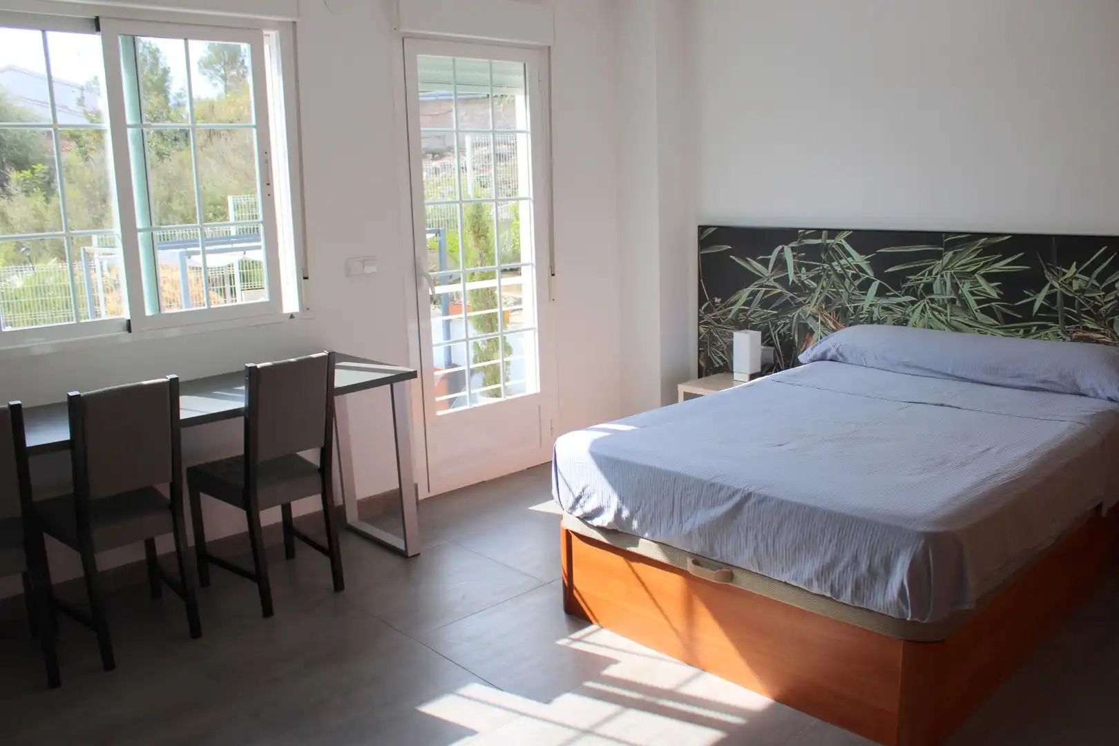 Dormitori de Casa o xalet en venda en Oliva amb Aire condicionat, Jardí privat i Terrassa